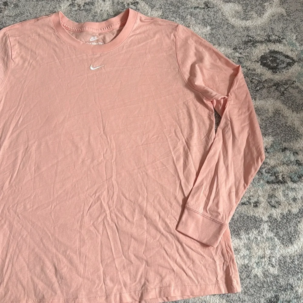 Nike Long Sleeve Tee With Embroidered Nike Logo